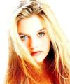 Alicia Silverstone