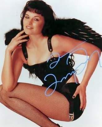   (Lucy Lawless)