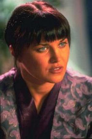   (Lucy Lawless)