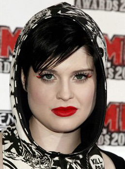   (Kelly Osbourne)