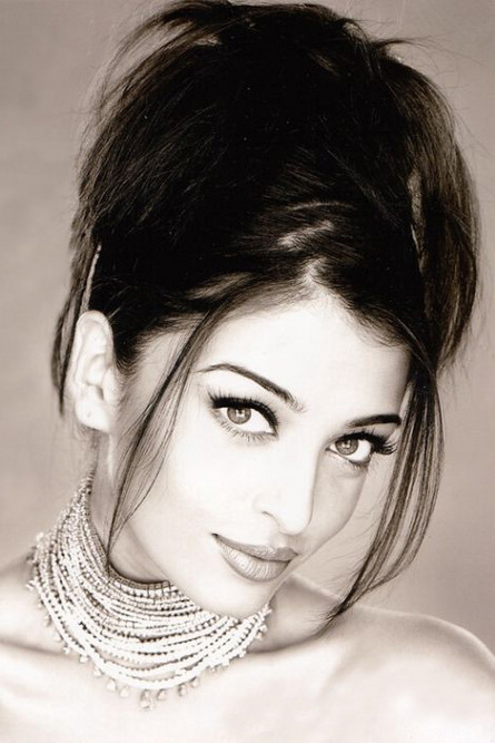   (Aishwarya Rai)