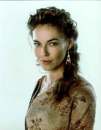   (Connie Nielsen)