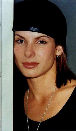   (Sandra Bullock)