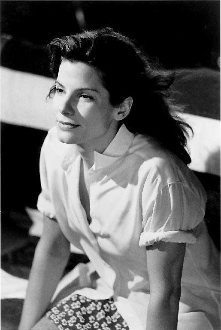   (Sandra Bullock)