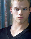    (Kellan Lutz)