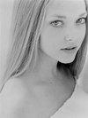    (Amanda Seyfried)