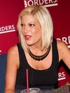    (Tori Spelling)