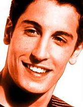   (Jason Biggs)