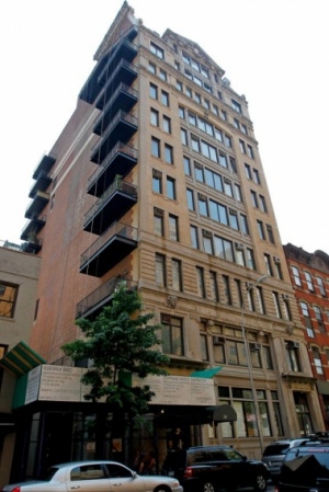 Том Круз продает свою квартиру в Нью-Йорке ??? ???? ??????? ???? ???????? ? ???-?????
